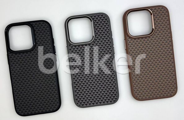 Противоударный чехол на iPhone 16 Pro Max Kevlar design soft with MagSafe Золотой