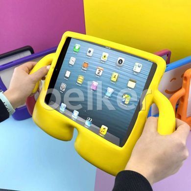 Детский силиконовый чехол для iPad 11 2025 (iPad A16) Amogus case Красный